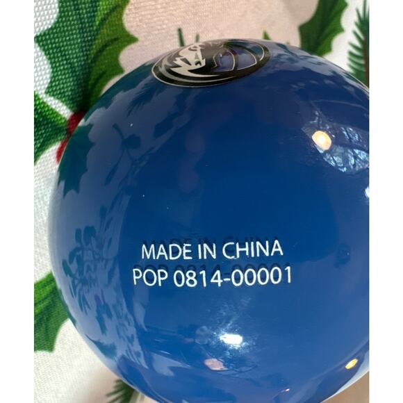 NBA Dallas Mavericks Vintage 1980 Glass Christmas Ball Ornament In Original Box - Picture 16 of 16